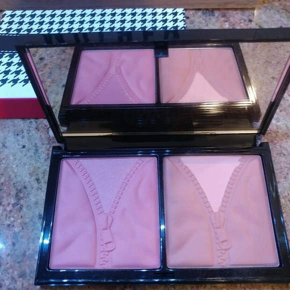 Ready To Wear HYDRABLUSH Moisturizing Luminous Blush - Picture 1 of 5